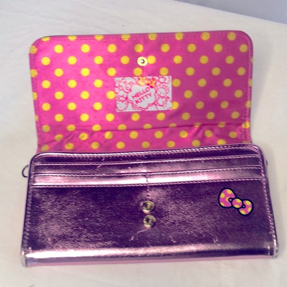 HELLO KITTY metallic pink wallet. Holds up to 16 cards. Polka dot lining inside. - Picture 8 of 16